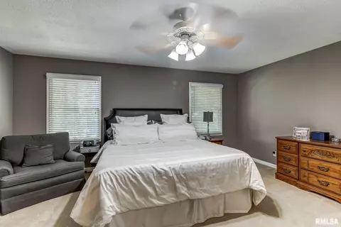 4540 Longfellow Dr, Springfield, IL 62711 photo 36