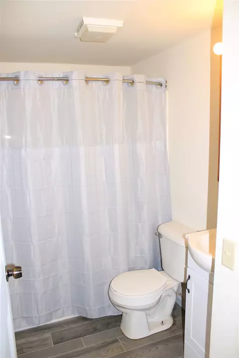 1715 Henry St, Springfield, IL 62702 photo 11