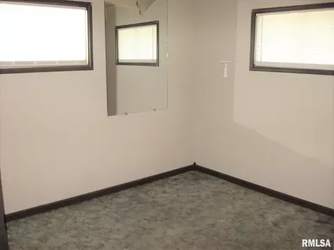 3 Goodwin Ct, Springfield, IL 62704 photo 8