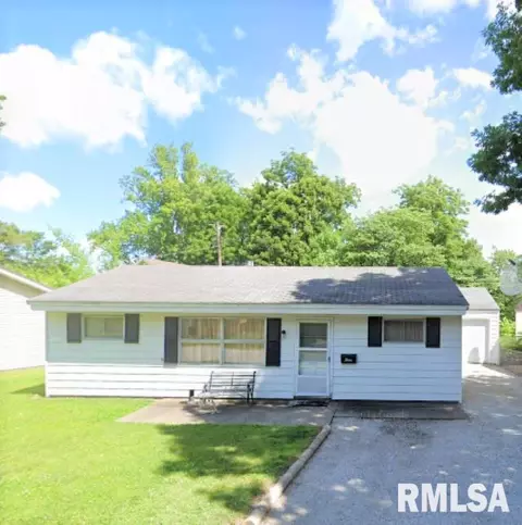 3 Goodwin Ct, Springfield, IL 62704 photo 1