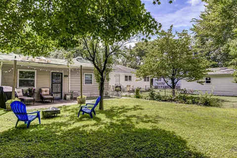 2939 S Douglas Ave, Springfield, IL 62704 photo 5