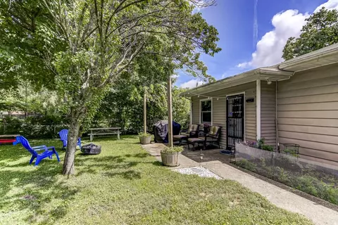 2939 S Douglas Ave, Springfield, IL 62704 photo 1
