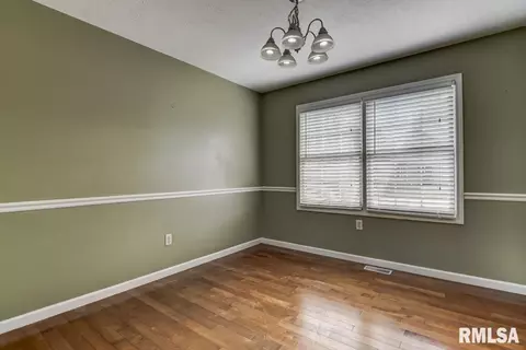 2817 Tanner Rd, Springfield, IL 62702 photo 11