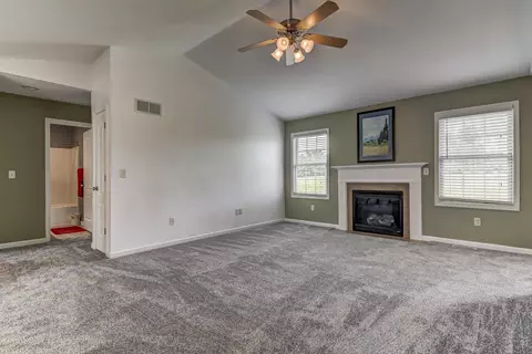 2817 Tanner Rd, Springfield, IL 62702 photo 3
