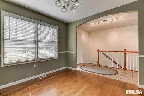 2817 Tanner Rd, Springfield, IL 62702 photo 13