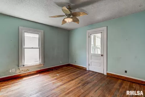835 S Douglas Ave, Springfield, IL 62704 photo 21