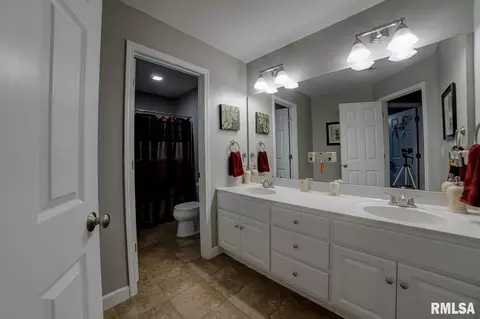 6512 Winterberry Ln, Springfield, IL 62712 photo 36