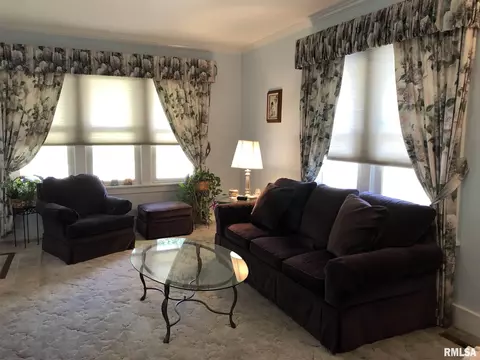 2073 N 8th St, Springfield, IL 62702 photo 7