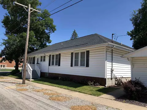 2073 N 8th St, Springfield, IL 62702 photo 5