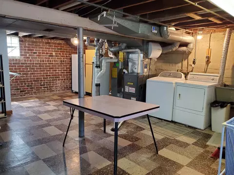 2073 N 8th St, Springfield, IL 62702 photo 18