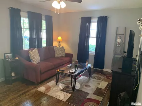 3027 S Thayer St, Springfield, IL 62704 photo 9