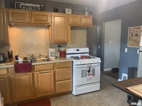 3027 S Thayer St, Springfield, IL 62704 photo 7