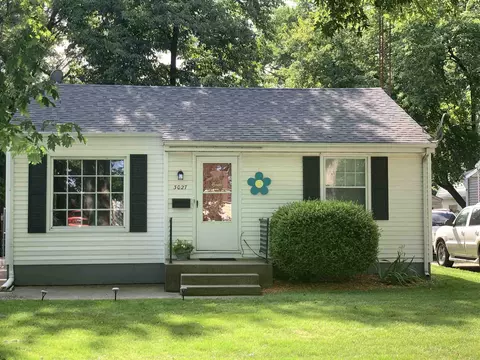 3027 S Thayer St, Springfield, IL 62704 photo 1