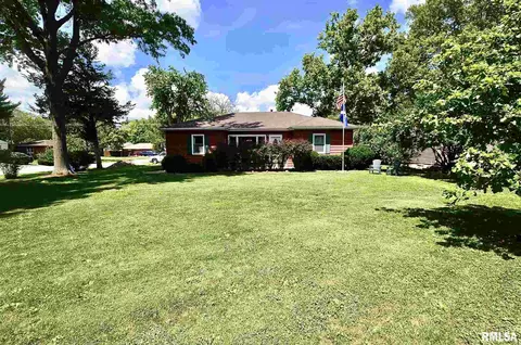 113 Circle Dr, Springfield, IL 62703 photo 2