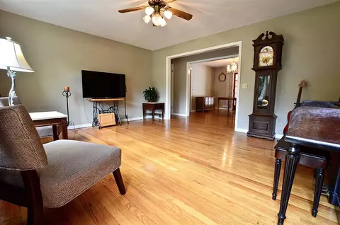113 Circle Dr, Springfield, IL 62703 photo 5