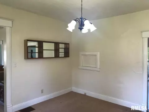 414 Walnut St, Dawson, IL 62520 photo 28