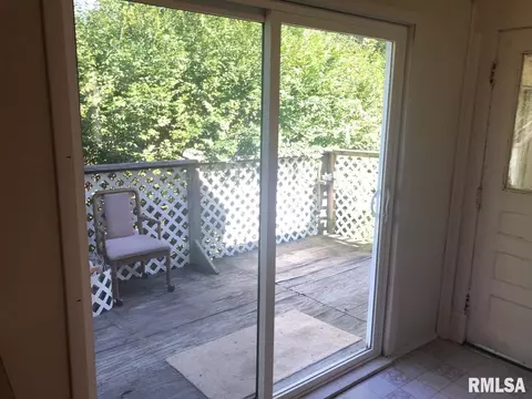 414 Walnut St, Dawson, IL 62520 photo 9