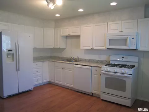 2405 Devonshire Rd, Springfield, IL 62703 photo 8
