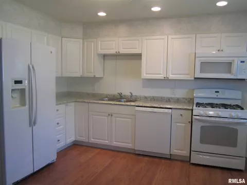 2405 Devonshire Rd, Springfield, IL 62703 photo 11