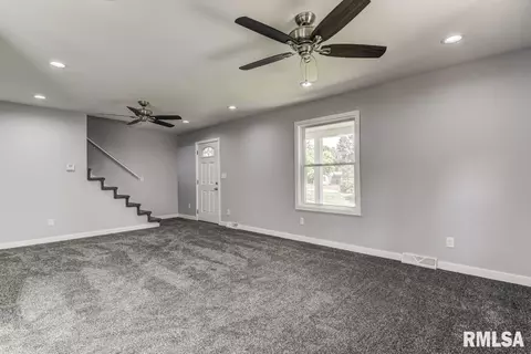 100 Whitefield Rd, Springfield, IL 62704 photo 13