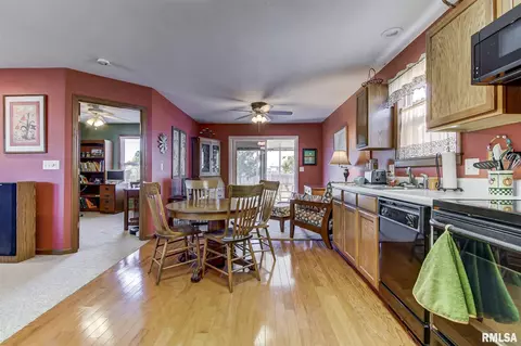 1801 Plover Rd, Springfield, IL 62711 photo 11