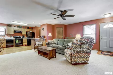 1801 Plover Rd, Springfield, IL 62711 photo 5
