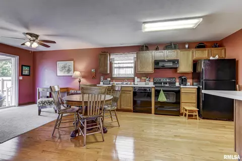 1801 Plover Rd, Springfield, IL 62711 photo 9