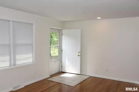 4066 Mcconnell Ct, Springfield, IL 62707 photo 3