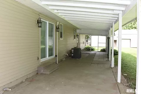 4066 Mcconnell Ct, Springfield, IL 62707 photo 9