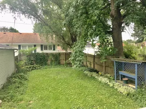 124 N Amos Ave, Springfield, IL 62702 photo 16