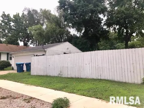 124 N Amos Ave, Springfield, IL 62702 photo 21