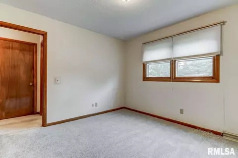2115 Shabbona Dr, Springfield, IL 62703 photo 19