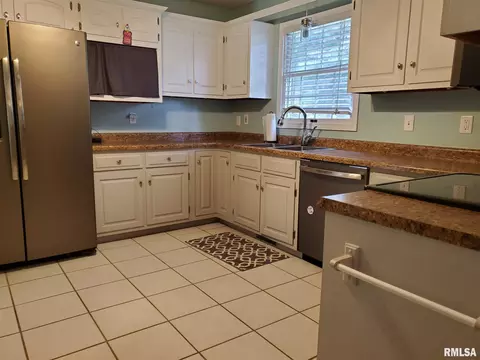 109 Appomattox Dr, Springfield, IL 62711 photo 11