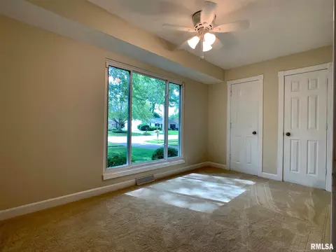1960 Stanhope Rd, Springfield, IL 62702 photo 7
