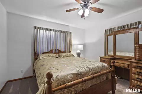 109 Nottingham Rd, Springfield, IL 62704 photo 18
