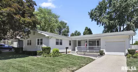 109 Nottingham Rd, Springfield, IL 62704 photo 1