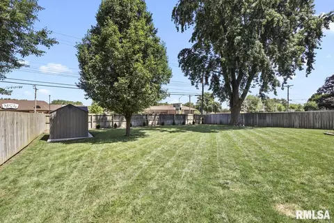 109 Nottingham Rd, Springfield, IL 62704 photo 12