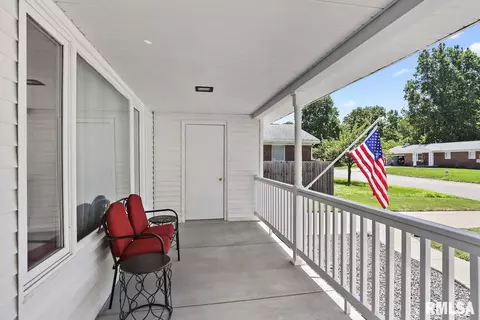 109 Nottingham Rd, Springfield, IL 62704 photo 3
