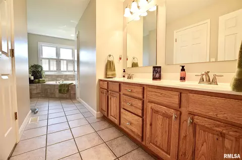 2320 Redlands Dr, Springfield, IL 62711 photo 22