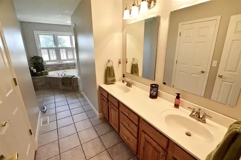 2320 Redlands Dr, Springfield, IL 62711 photo 23