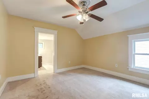 834 S Douglas Ave, Springfield, IL 62704 photo 21