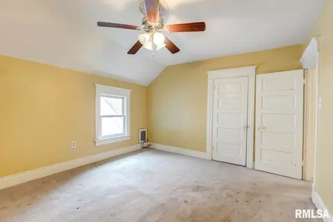834 S Douglas Ave, Springfield, IL 62704 photo 22