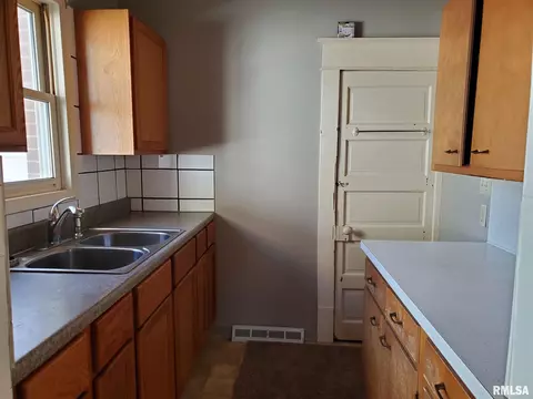 1508 Carolina Ave, Springfield, IL 62702 photo 13