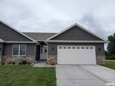 3201 Telford Dr, Springfield, IL 62711 photo 1
