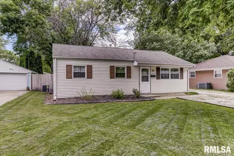 3218 Buckner St, Springfield, IL 62703 photo 2