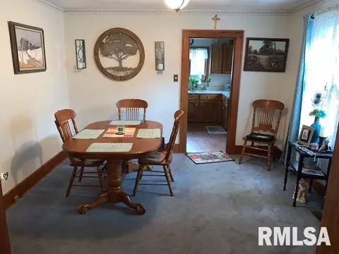 2128 Holmes Rd, Springfield, IL 62704 photo 3