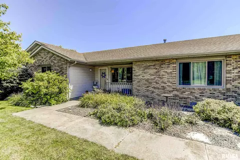 1124 Lenhart Rd, Springfield, IL 62711 photo 3