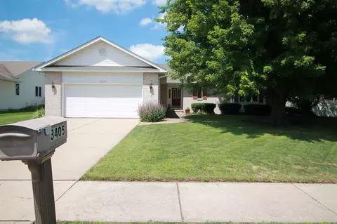 3405 Crystal Lake Dr, Springfield, IL 62711 photo 2