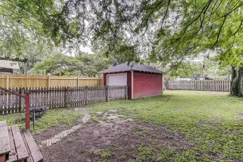 652 W Vine St, Springfield, IL 62704 photo 28
