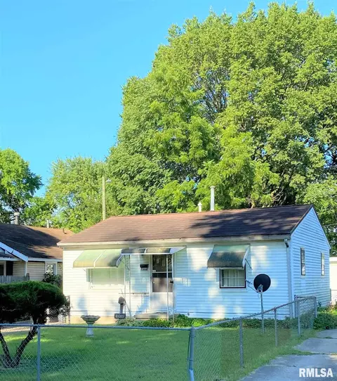 3005 S 12th St, Springfield, IL 62703 photo 4